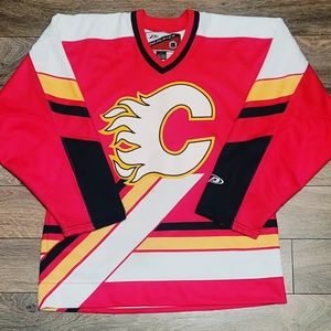 1999-00 Adult Small Pro Player Calgary Flames Red NHL Hockey Jersey